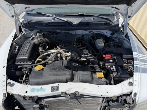 Used 2001 Dodge Dakota 2WD Club Cab image 16