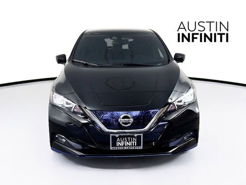 Used 2022 Nissan Leaf SV Plus image 2