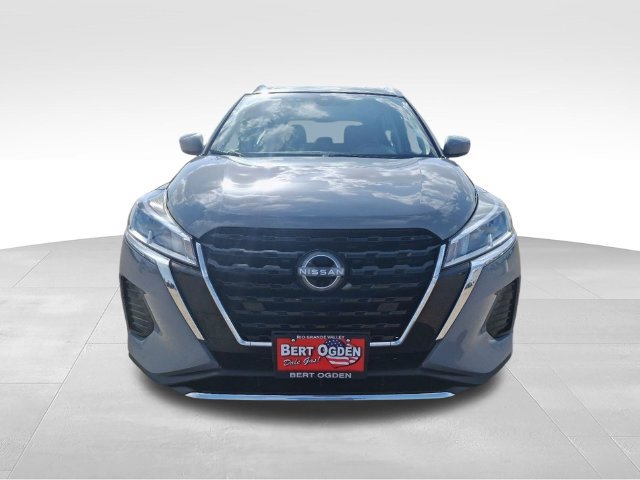 Certified 2024 Nissan Kicks SV FWD image 2