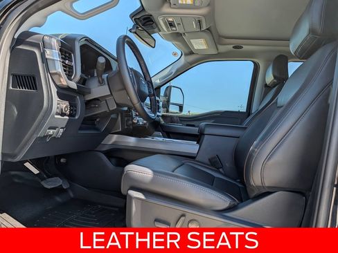 Certified 2025 Ford F250 Lariat w/ Lariat Ultimate Package AWD/4WD image 11