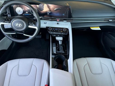 New 2026 Hyundai Elantra Limited FWD image 13