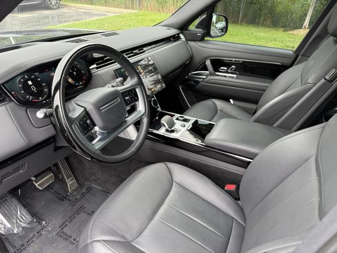 Certified 2023 Land Rover Range Rover SE AWD/4WD image 17