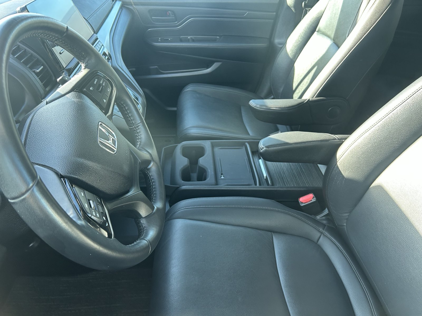 Used 2025 Honda Odyssey EX-L image 14