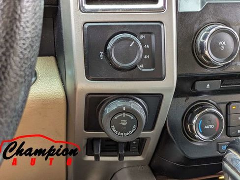 Used 2016 Ford F150 Lariat w/ Equipment Group 501A Mid AWD/4WD image 27