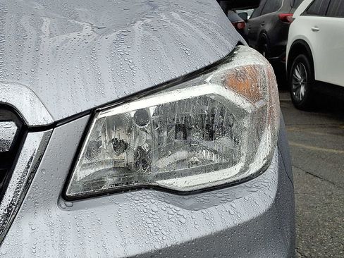 Used 2016 Subaru Forester 2.5i Limited image 9