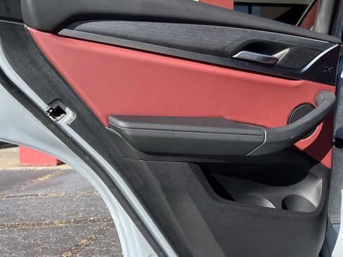 Used 2022 BMW X4 xDrive30i w/ M Sport Package 2 image 15