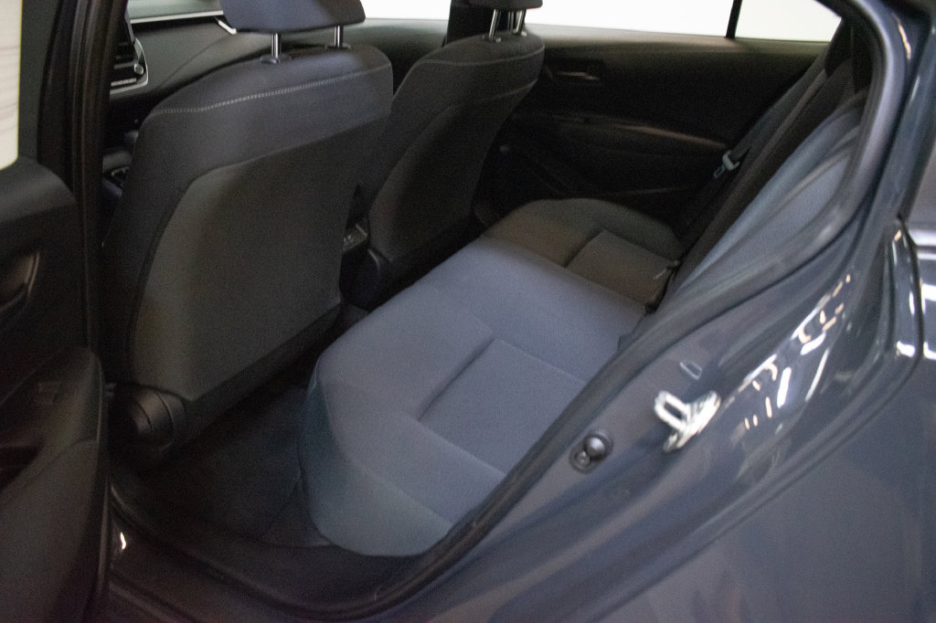 Used 2023 Toyota Corolla LE w/ Carpet Mat Package (TMS) FWD image 21