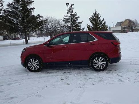 Used 2024 Chevrolet Equinox LT w/ LPO, Floor Liner Package image 6