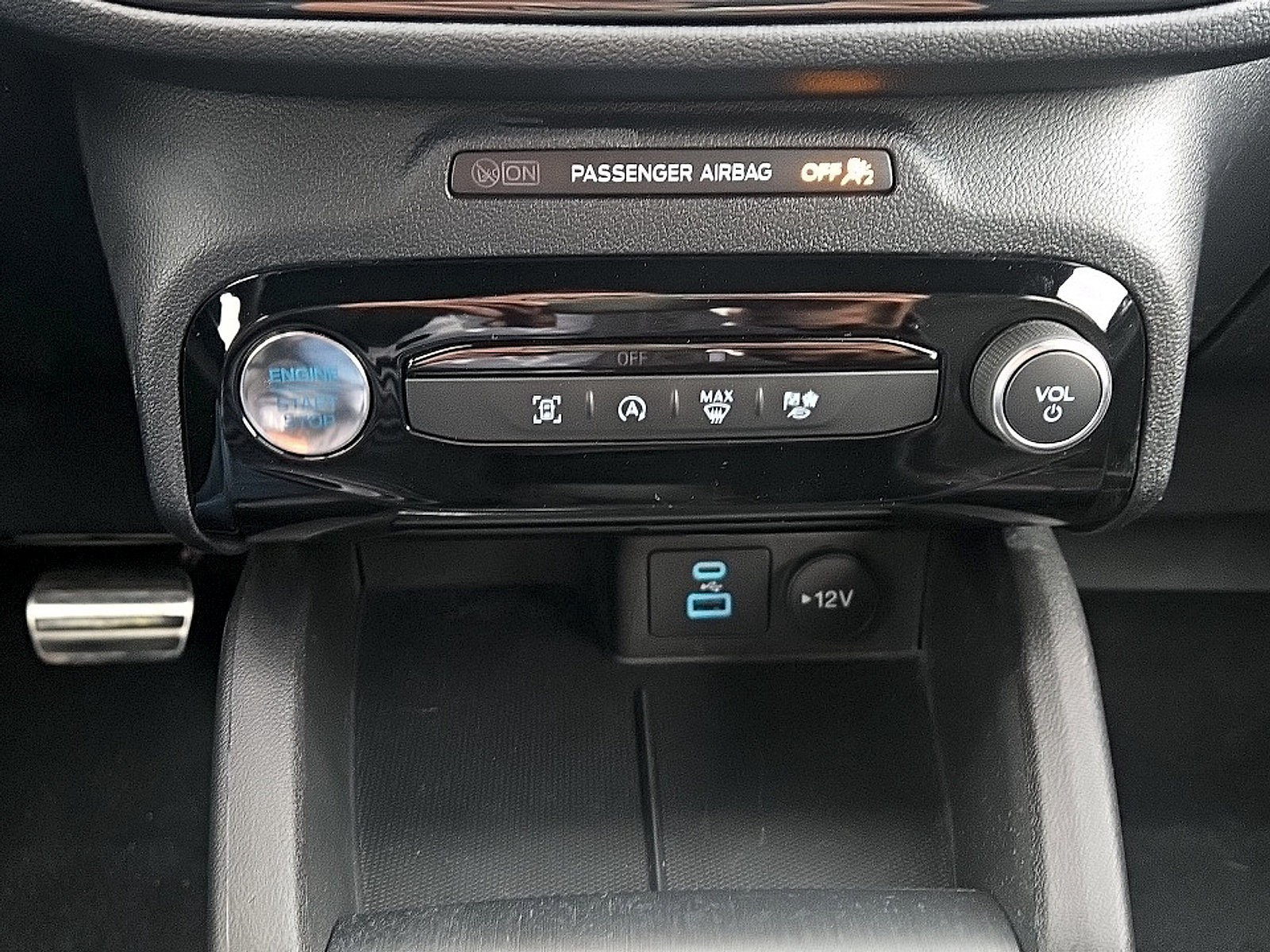 Certified 2023 Ford Escape ST-Line w/ Tech Pack #1 AWD/4WD image 19
