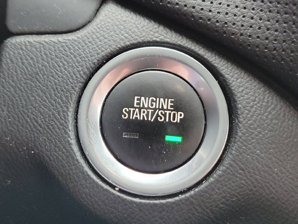 Used 2020 Chevrolet Equinox Premier AWD/4WD image 36