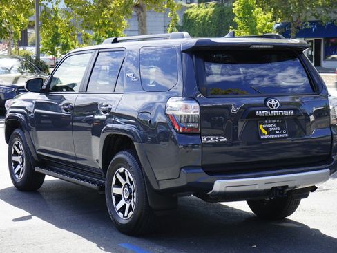 Used 2024 Toyota 4Runner TRD Off-Road image 10
