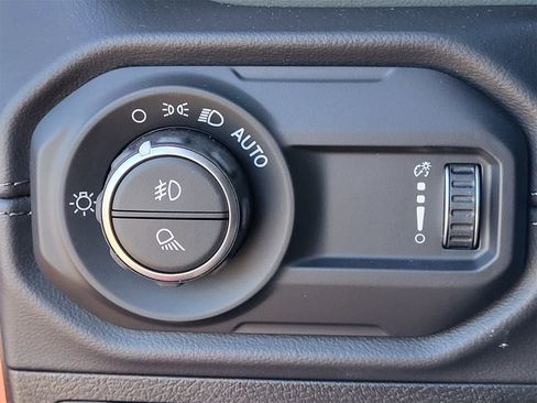 New 2025 Jeep Gladiator Mojave image 14