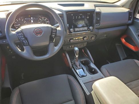 Certified 2022 Nissan Frontier Pro-X image 14