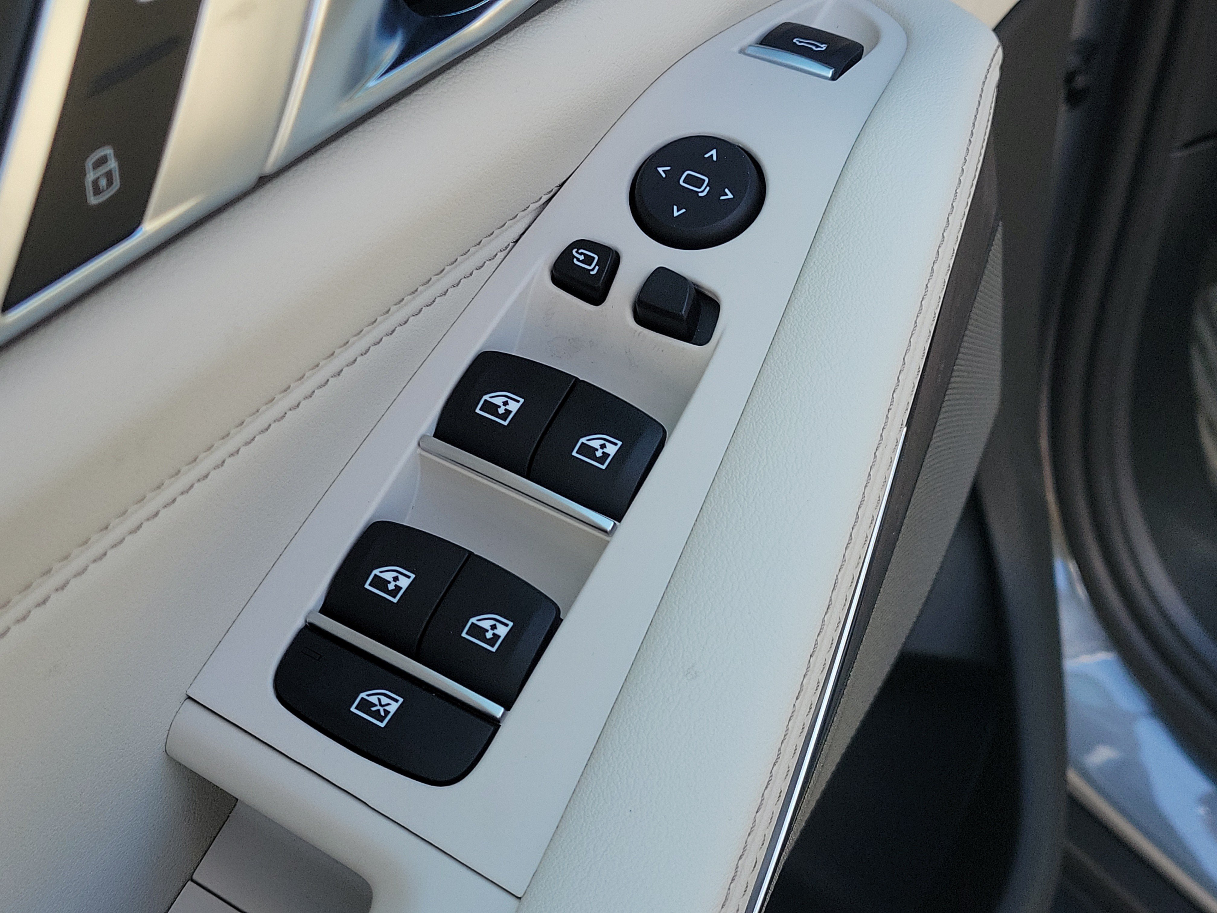 New 2026 BMW X5 xDrive40i AWD/4WD image 16