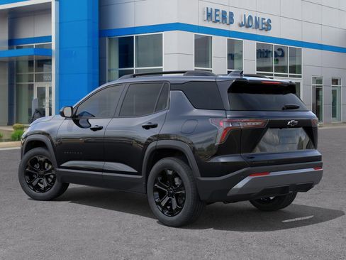 New 2026 Chevrolet Equinox LT w/ Convenience Package II image 3