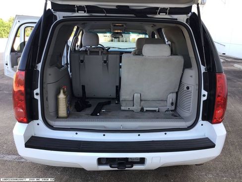 Used 2009 GMC Yukon SLE RWD image 12