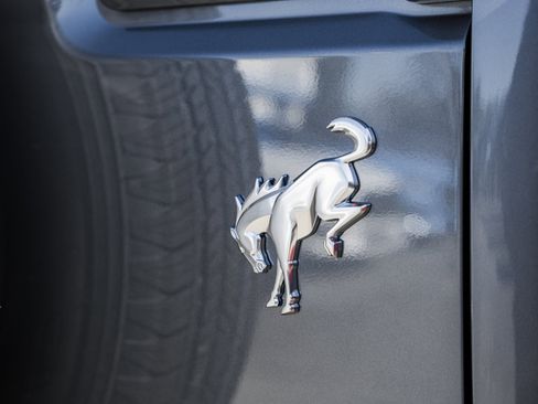 New 2025 Ford Bronco 4-Door image 8