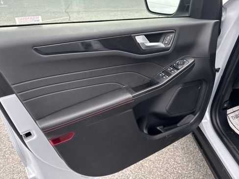 New 2026 Ford Escape ST-Line w/ Tech Pack #1 image 10