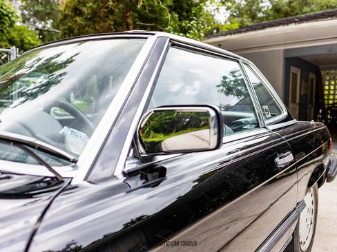 Used 1989 Mercedes-Benz 560 SL image 37