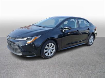 Used 2025 Toyota Corolla LE