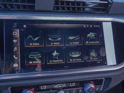 Certified 2025 Audi Q3 2.0T Premium w/ Convenience Package image 16