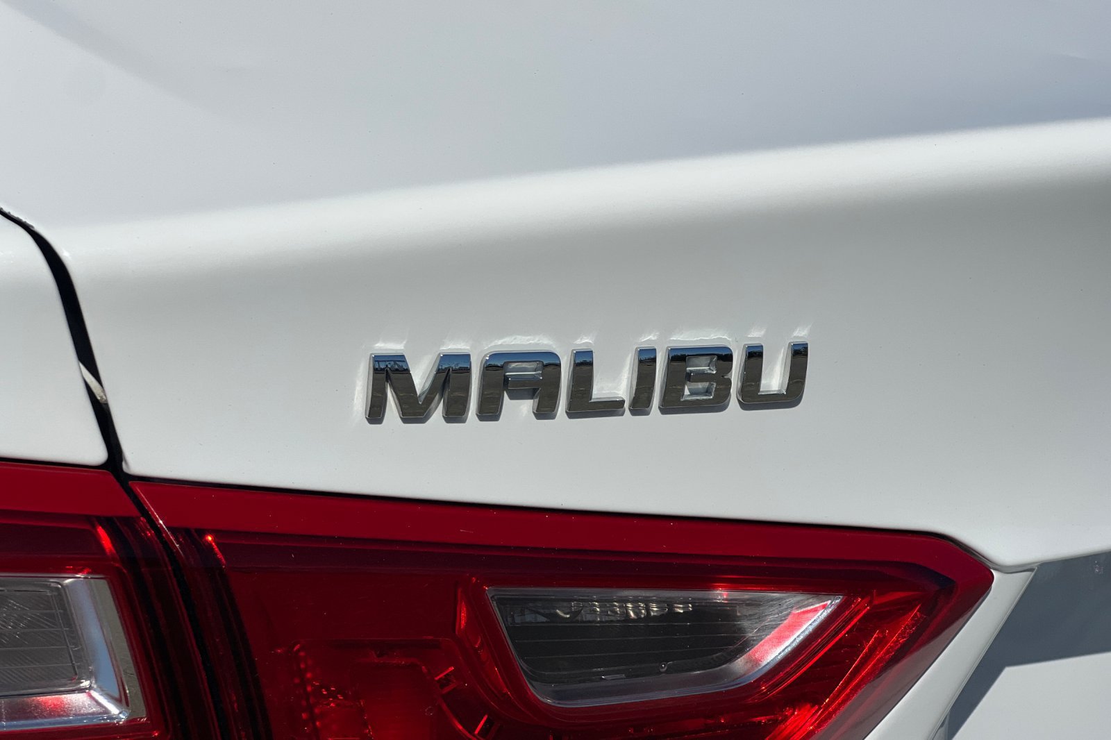 Used 2023 Chevrolet Malibu LT FWD image 12
