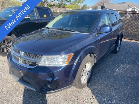 Used 2017 Dodge Journey SXT w/ Comfort/Convenience Group image 1