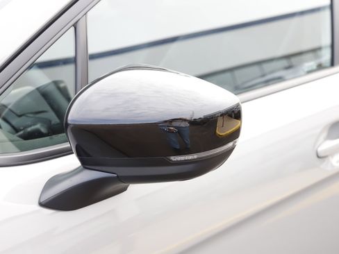 New 2026 Subaru Outback Touring image 15