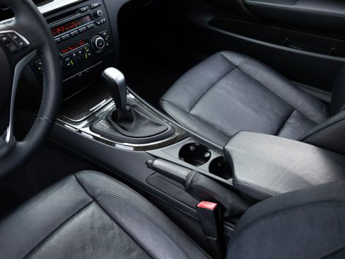 Used 2013 BMW 128i Convertible image 39