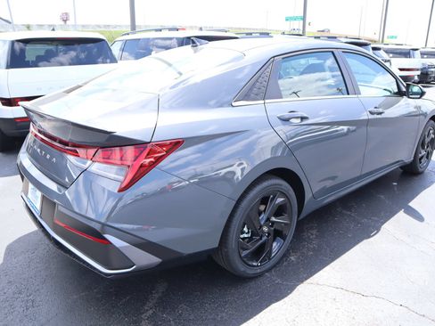 New 2026 Hyundai Elantra SEL Sport Premium FWD image 21