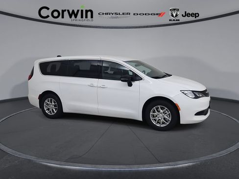 New 2027 Chrysler Pacifica LX FWD image 1