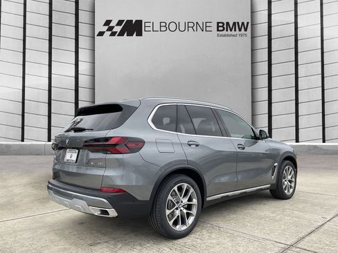 New 2026 BMW X5 sDrive40i w/ Premium Package RWD image 4