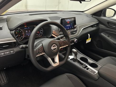 New 2026 Nissan Altima 2.5 SV AWD/4WD image 16