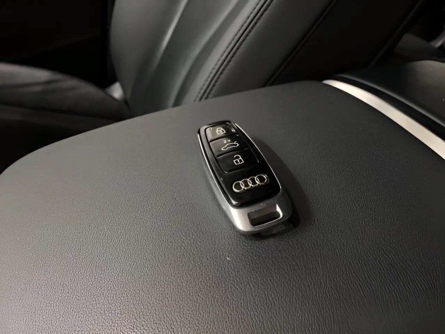 Used 2023 Audi Q7 2.0T Premium Plus w/ Premium Plus Package AWD/4WD image 97