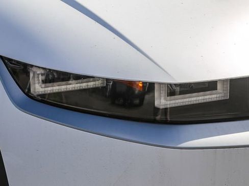 New 2026 Hyundai Ioniq 5 SEL RWD image 8