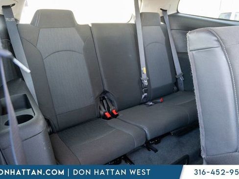 Used 2017 Chevrolet Traverse LT image 23