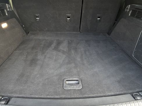 Used 2019 Lincoln Nautilus Reserve FWD image 9
