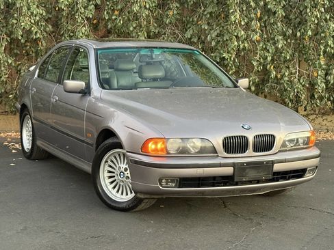Used 1997 BMW 540i Sedan image 1