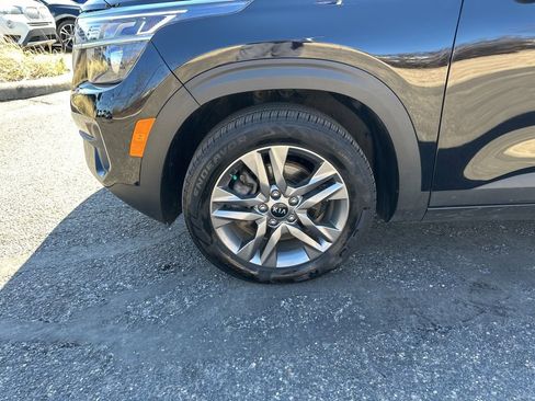 Used 2021 Kia Seltos S image 17