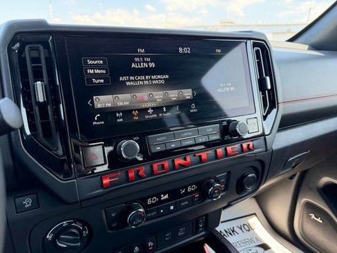 Used 2025 Nissan Frontier PRO-4X w/ Pro Convenience Package AWD/4WD image 16