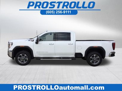 New 2025 GMC Sierra 2500 SLT w/ SLT Premium Package