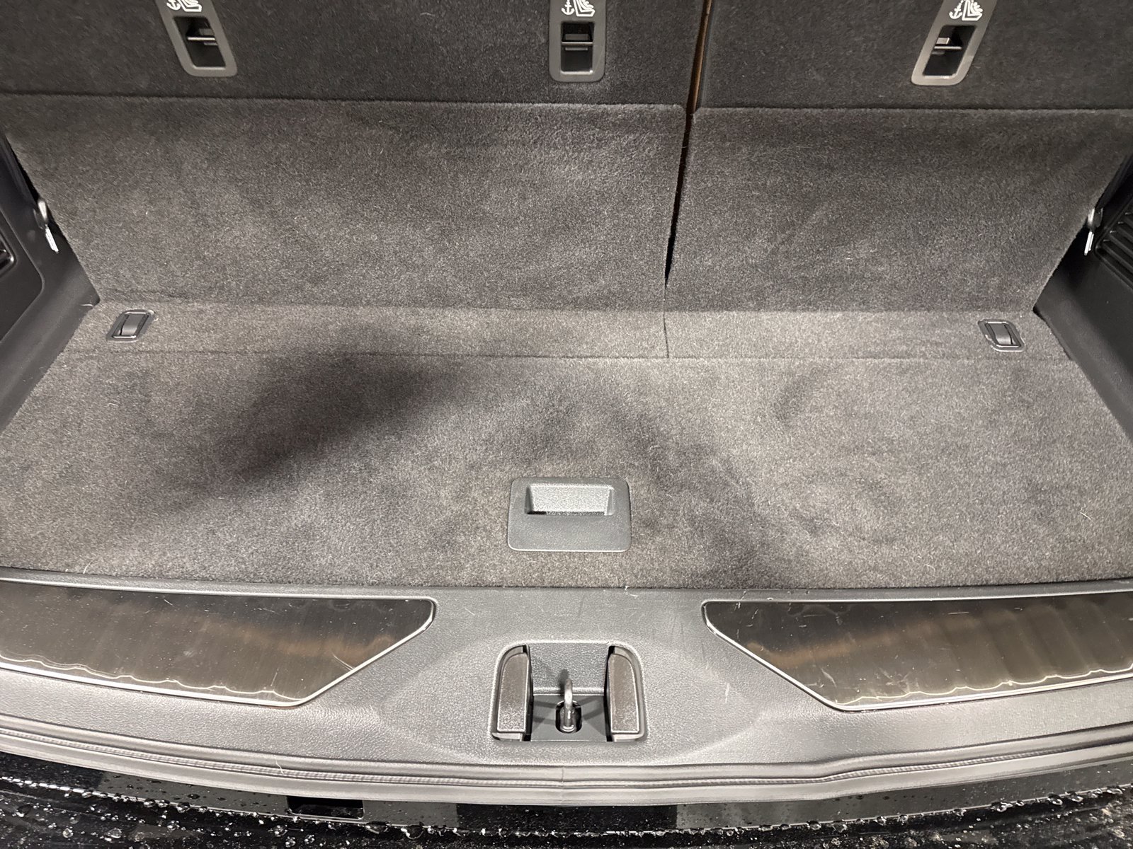 Certified 2025 INFINITI QX80 Luxe AWD/4WD image 30