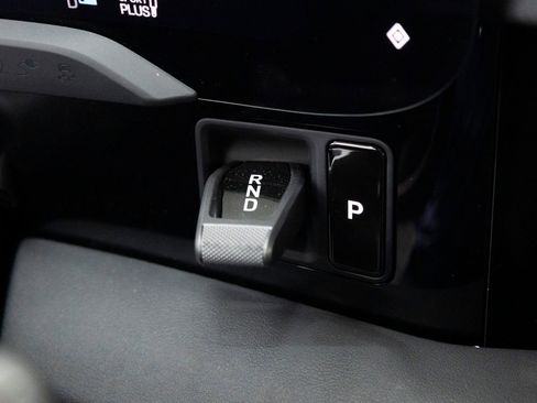 New 2025 Porsche Taycan 4S image 20