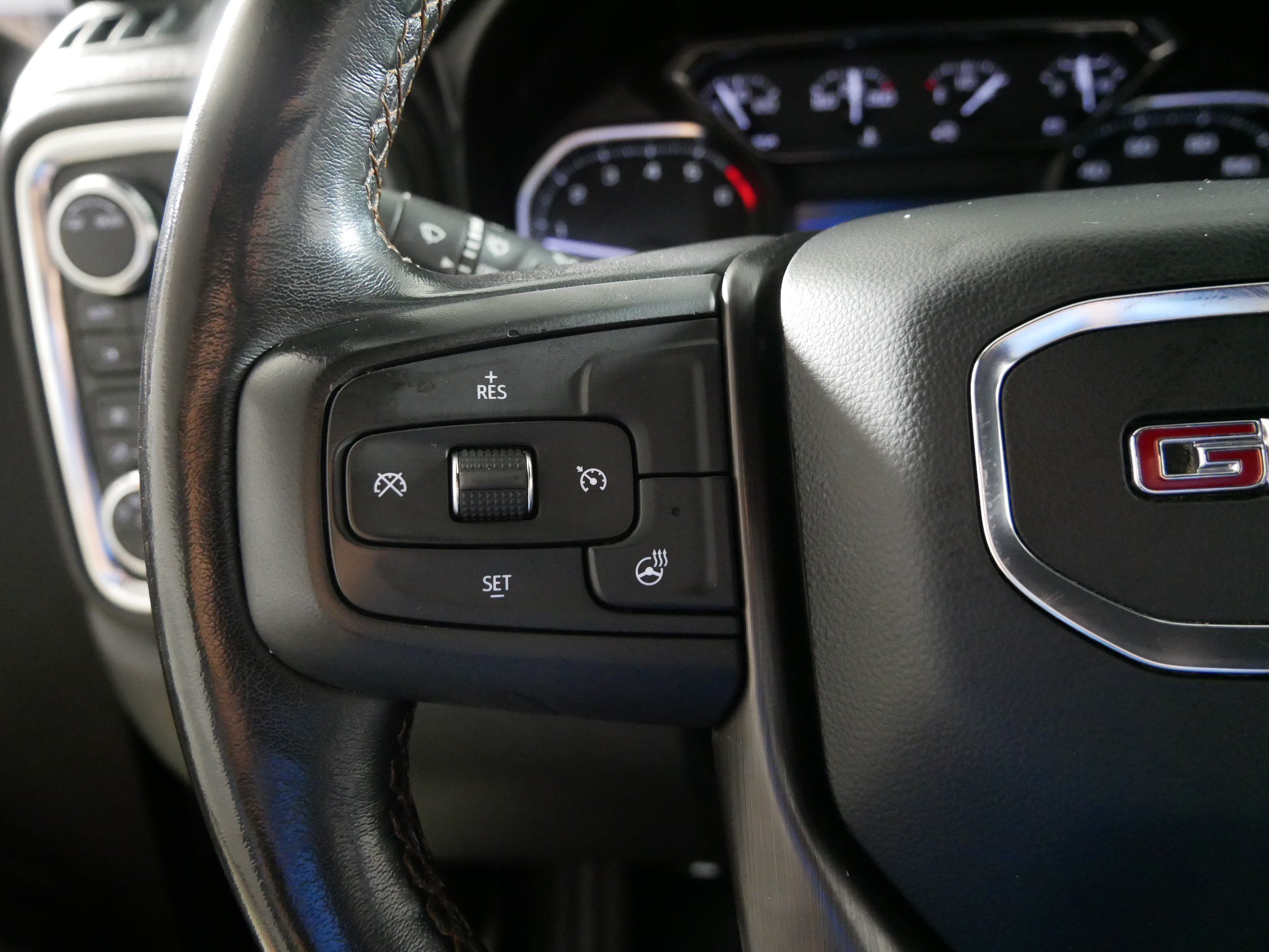 Used 2021 GMC Sierra 1500 AT4 w/ AT4 Preferred Package AWD/4WD image 27