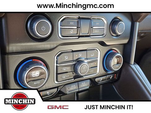 Used 2022 Chevrolet Tahoe LT image 18