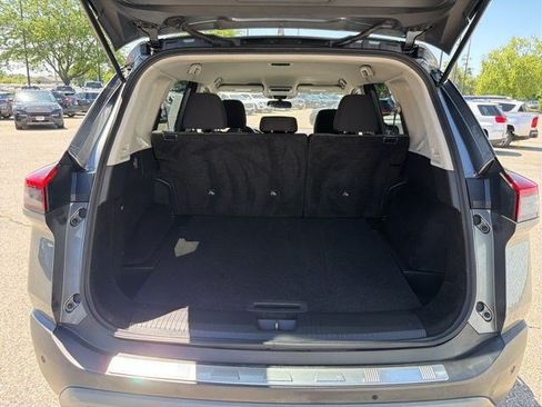 Used 2021 Nissan Rogue SV AWD/4WD image 16