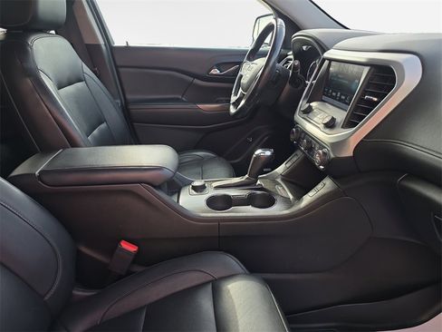 Used 2018 GMC Acadia SLT image 26