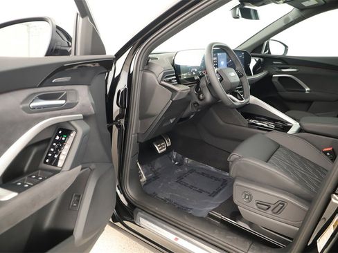 New 2025 Audi SQ5 Premium Plus image 14