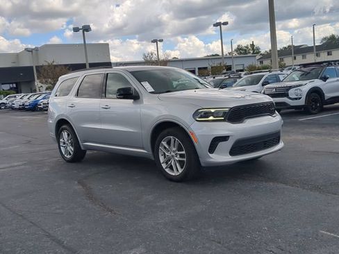 Used 2024 Dodge Durango GT AWD/4WD image 4