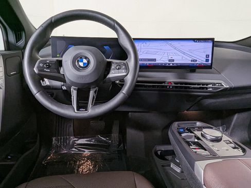 Certified 2025 BMW iX xDrive50 AWD/4WD image 21